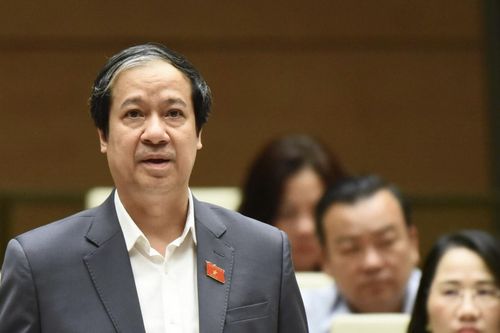 Bộ trưởng Nguyễn Kim Sơn: 'Không thể tay không bắt chip được'