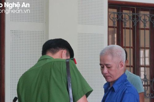 Gã tài xế taxi hai lần vướng lao lý vì tham cuốc xe cước phí 'khủng'