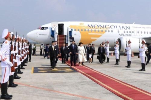 Lễ đón Tổng thống Mông Cổ thăm cấp Nhà nước tới Việt Nam