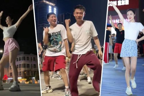 Giới trẻ Trung Quốc hòa mình cùng điệu múa vuông cùng người già