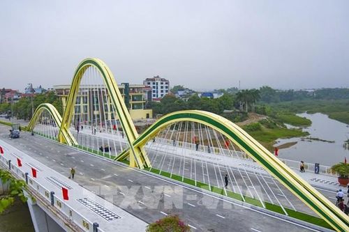 Điện Biên thông xe cầu Thanh Bình bắc qua sông Nậm Rốm