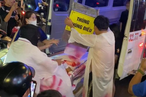 Hóa trang dịp Halloween phản cảm, nhóm bạn trẻ bị dân mạng chỉ trích
