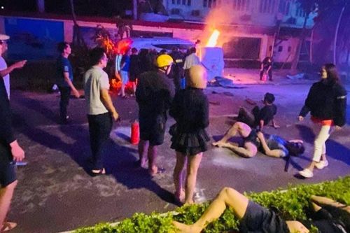 Vụ xe Mercedes tai nạn: Kiểm tra nồng độ cồn và ma túy 6 người trên xe