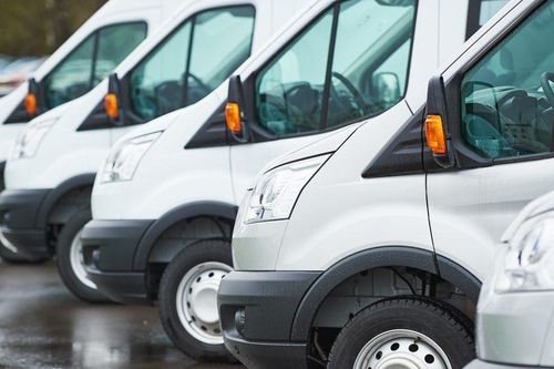 Xe thương mại dùng động cơ đốt trong đang dần bị thay thế bởi xe plug-in ở Châu Âu