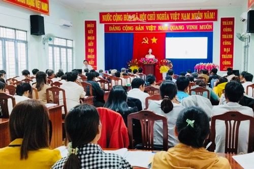 Krông Pa: Tập huấn nghiệp vụ thu thập thông tin về thị trường lao động