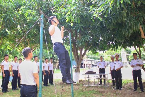 Quân chủng Hải quân kiểm tra đơn vị vững mạnh toàn diện tại Lữ đoàn 955