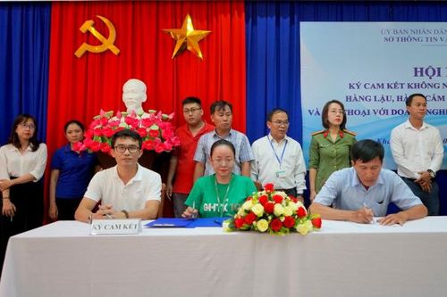 26 doanh nghiệp bưu chính cam kết không nhận, chuyển và phát hàng lậu, hàng cấm