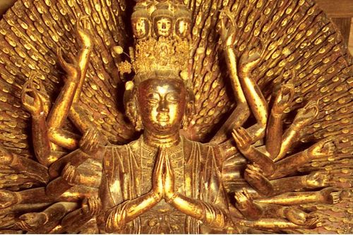 Ý nghĩa biểu tượng của tượng Phật Bà Quan Âm nghìn tay nghìn mắt: Di sản vô giá của dân tộc