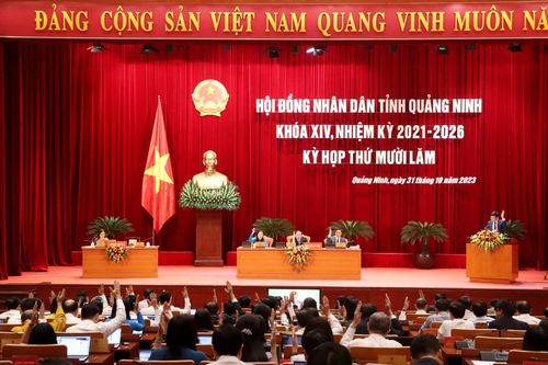 HĐND tỉnh Quảng Ninh thông qua 12 nghị quyết tại Kỳ họp thứ 15