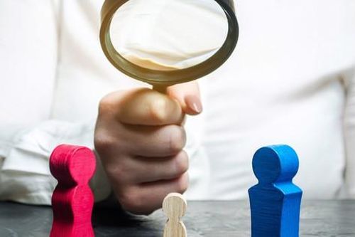 Phát hiện 2 con có nhóm máu khác bố, người đàn ông âm thầm đi xét nghiệm ADN rồi tự tay xé bỏ kết quả
