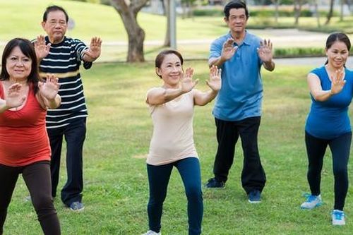 4 cách giúp hệ miễn dịch khỏe mạnh lúc giao mùa