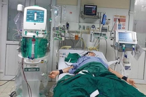 Cứu sống bệnh nhân 60 tuổi bị sốc nhiễm khuẩn, suy đa tạng