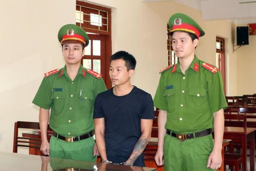 Khởi tố đối tượng say rượu chống người thi hành công vụ