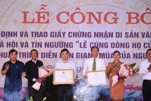 Điện Biên đón nhận 2 bằng chứng nhận di sản văn hóa phi vật thể quốc gia