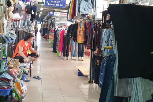 Tiểu thương Đà Nẵng than trời vì buôn bán ế ẩm, mặt bằng tăng cao