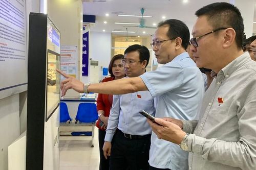 Quan tâm, tạo điều kiện cho người lao động gắn bó, ổn định công việc