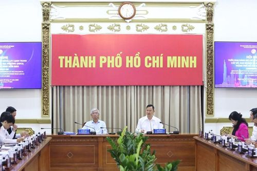 'Đánh giá năng lực cạnh tranh là cơ sở nhìn nhận lại sự lãnh đạo của chính quyền TPHCM'