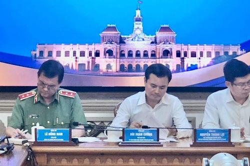Xử lý nghiêm các 'lò độ xe'