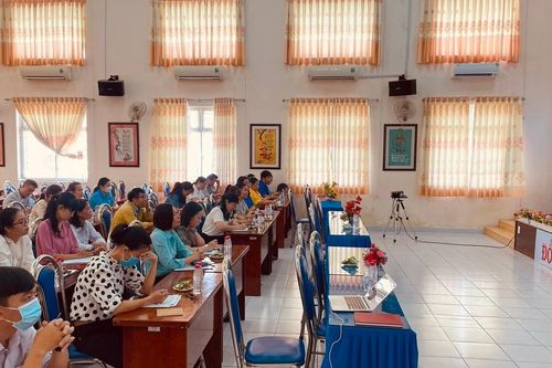 Hơn 5.000 cán bộ quản lý, giáo viên tham gia tập huấn về tư vấn tâm lý trường học