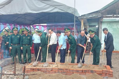 Khởi công xây dựng nhà 'Nghĩa tình đồng đội'