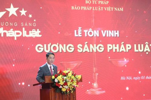 Tôn vinh 50 Gương sáng Pháp luật năm 2023