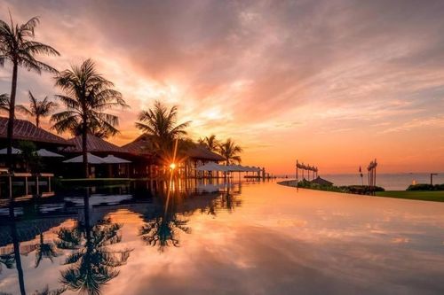 Nhiều nhân viên khu du lịch 5 sao ở Khánh Hòa không đạt chuẩn