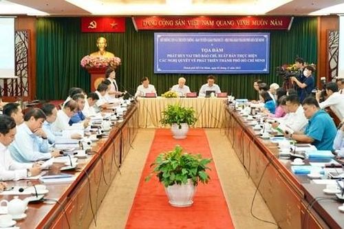 TP.HCM: Truyền thông phải đi trước và song hành cùng các chính sách