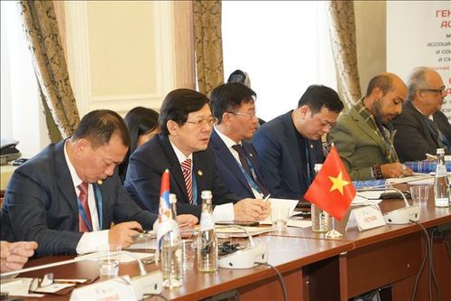 Việt Nam tham dự phiên họp AICESIS tại Nga