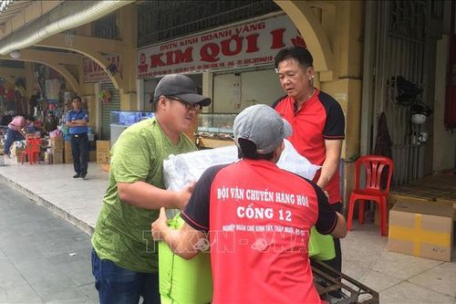 Điểm tựa của người lao động khu vực phi chính thức - Bài cuối: Gắn kết và sẻ chia
