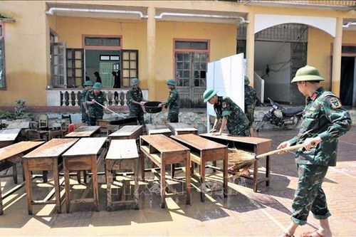 Nỗ lực khắc phục thiệt hại do lũ lụt, sớm ổn định đời sống nhân dân Hà Tĩnh