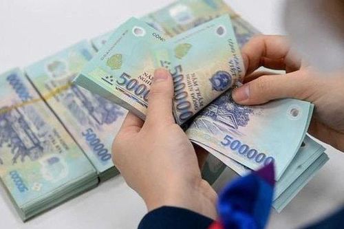 Cần đặc biệt quan tâm chính sách tiền lương cán bộ, công chức cơ sở