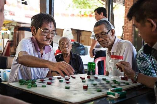 Dân số già hóa, Singapore hướng sự quan tâm sang 'nền kinh tế bạc'