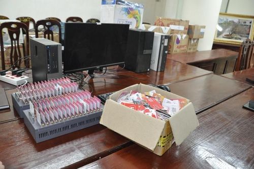Bản tin Chống buôn lậu 2/11: Phát hiện 600m3 cát không rõ nguồn gốc; Mua bán trái phép 71.000 sim online