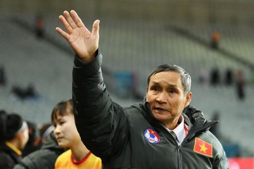 ĐT nữ Việt Nam bị loại khỏi Olympic Paris 2024; MU và Arsenal dừng bước ở Cúp Liên đoàn