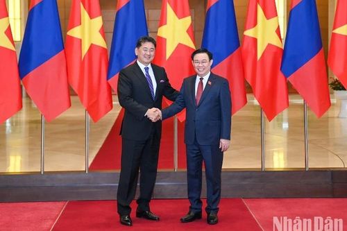 Nỗ lực hết sức mình thúc đẩy quan hệ giữa Việt Nam và Mông Cổ ngày càng phát triển