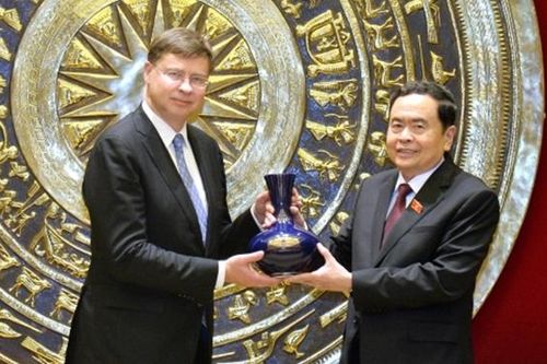 Phó Chủ tịch Thường trực Quốc hội Trần Thanh Mẫn tiếp Phó Chủ tịch Ủy ban châu Âu