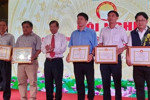 Gần 100 học sinh, sinh viên tỉnh Bình Định sẽ được trao 1,7 tỉ đồng học bổng SEEDS trong năm học 2023-2024