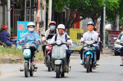 TP Nam Định nghiêm cấm học sinh đi xe máy điện đến trường từ 1/11