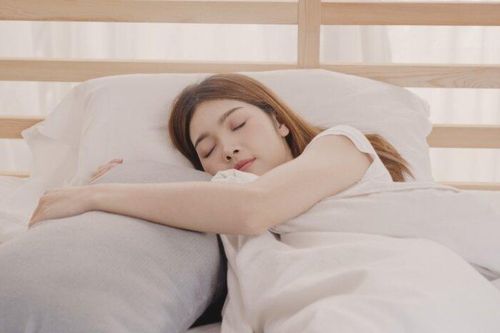 Nên đi ngủ lúc mấy giờ để da đẹp?