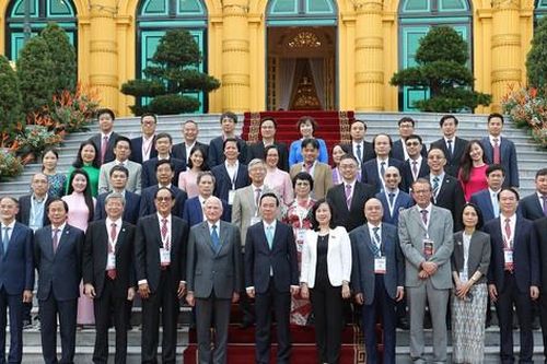 Chủ tịch nước đánh giá cao sự đóng góp, cống hiến của thầy thuốc tim mạch Việt Nam