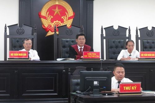 Bị phạt án tù nghiêm khắc vì trộm cắp hơn 100 nghìn đồng