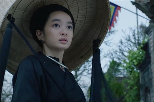 'Người vợ cuối cùng' vươn lên top 1 phòng vé