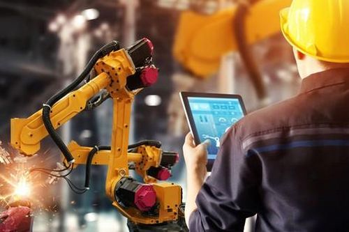 Sản xuất công nghiệp tiếp tục có tín hiệu tích cực
