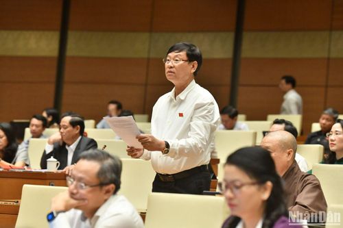 Không nên quy định cứng điều kiện tái định cư trong dự thảo Luật Đất đai (sửa đổi)