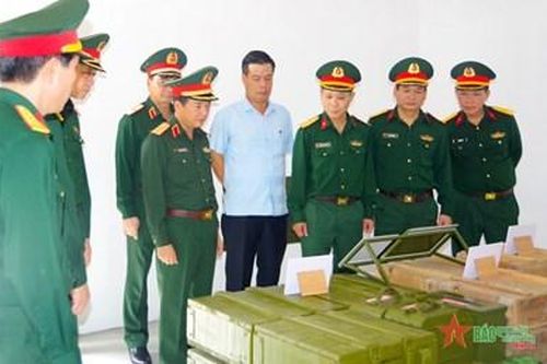 Thượng tướng Trịnh Văn Quyết kiểm tra, nắm tình hình tại Quân khu 3