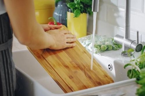 Chiếc thớt sạch góp phần đảm bảo an toàn thực phẩm