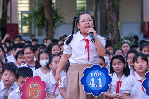 Song hành giải pháp từ gia đình, nhà trường phòng tránh cận thị học đường