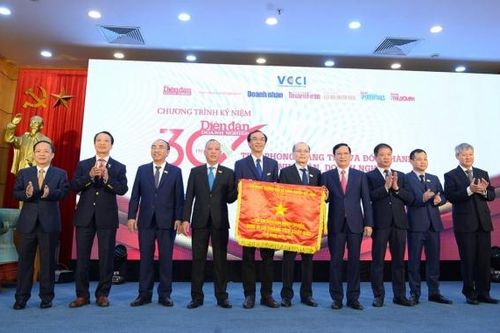 Diễn đàn Doanh nghiệp - 30 năm tiên phong, sáng tạo và đồng hành cùng doanh nhân, doanh nghiệp