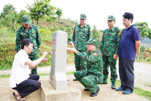Thắm xanh mái nhà Tây Bắc