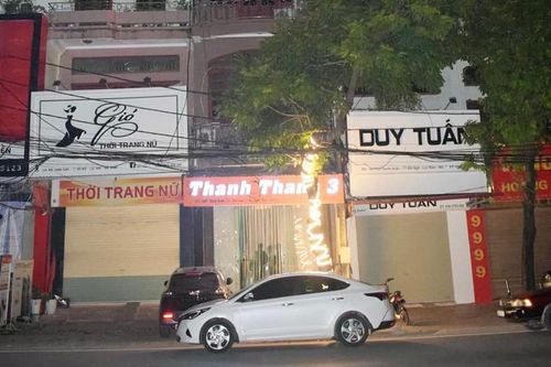 Nghi án mâu thuẫn gia đình, chồng dùng dao sát hại vợ trong nhà nghỉ rồi tự sát